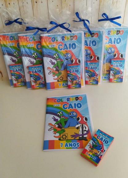 Livrinho de Colorir com Giz de Cera Raibow Friends