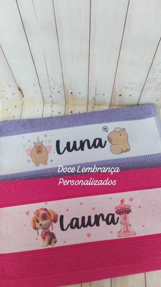 Toalhinha Escolar Personalizada Capivara/skye 2 Unidades