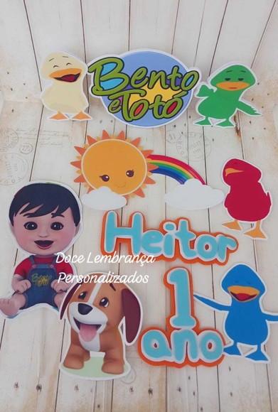 Topper de Bolo 3d Bento e Totó Aniversário Mêsversario