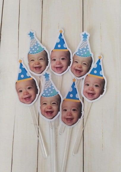 Topper para Docinhos com Foto Aniver Bebê e Chapeuzinho