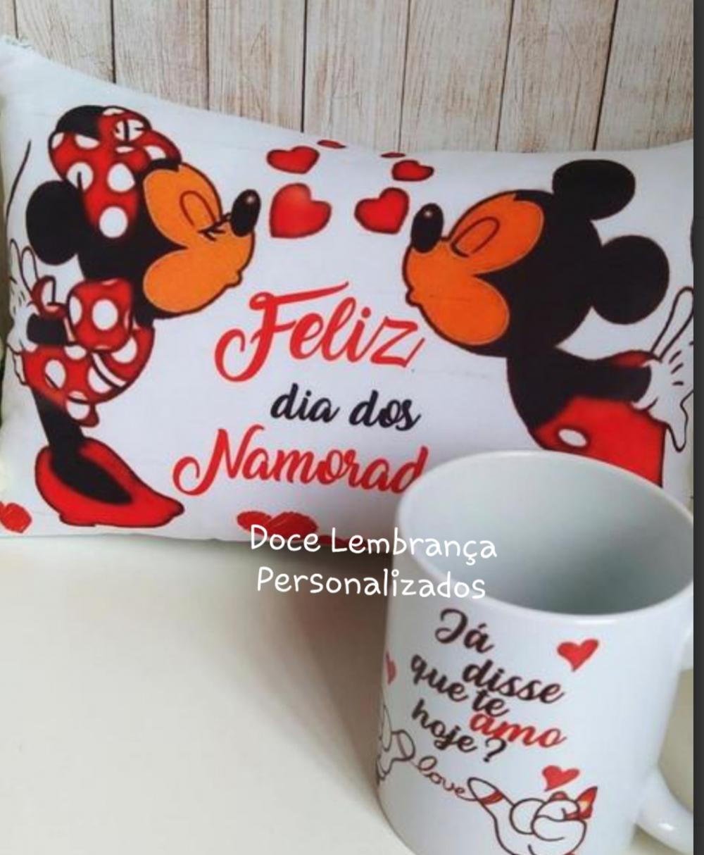 Kit Almofada + Caneca Dia dos Namorados Mickey e Minnie