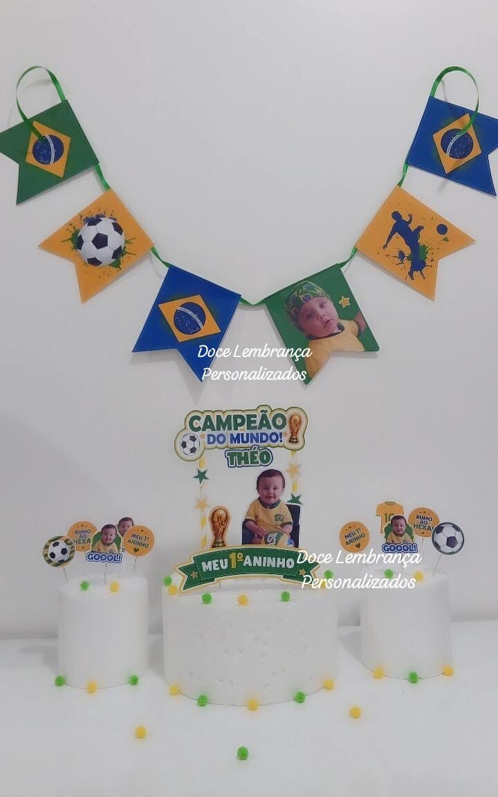 Kit festa só um bolinho Copa do Mundo Brasil aniversário, mesve