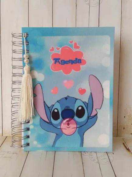 Agenda Escolar Stitch com Capa Personalizada