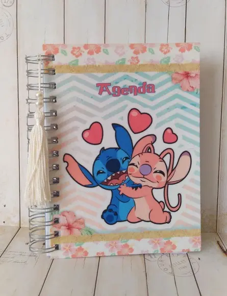 Agenda Escolar Stitch/angel com Capa Personalizada