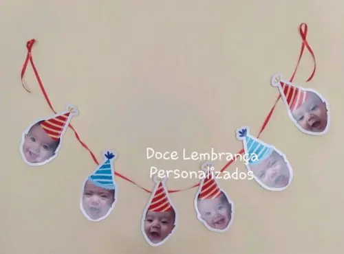 Bandeirola com Foto Rostinho e Chapéuzinho Aniversário