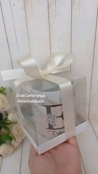 Caixa Acetato com Caneca Personalizada Dia das Mães Presente