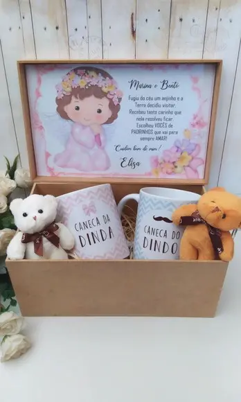 Caixa Convite Rústico Padrinhos Batism com Caneca e Ursinho