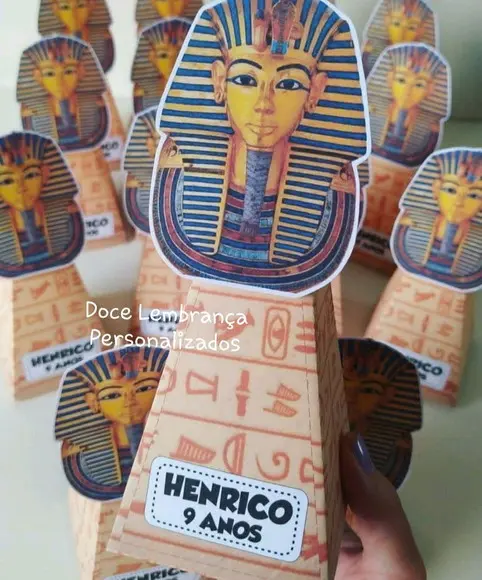 Caixa Pirâmide Personalizada Egito