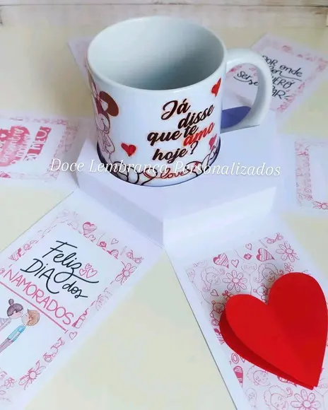 Caixa surpresa namorados com caneca