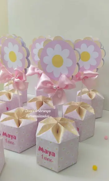 Centro de Mesa Margarida Personalizado aniversário margarida