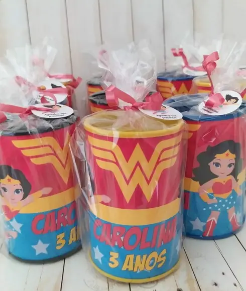Cofrinho Mulher Maravilha Personalizado Embalados
