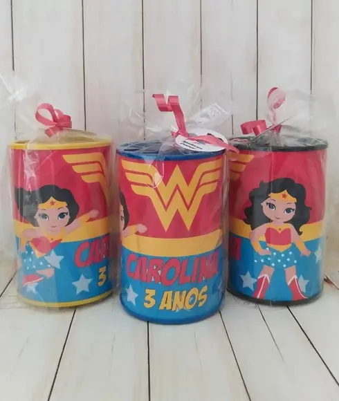 Cofrinho Mulher Maravilha Personalizado Embalados