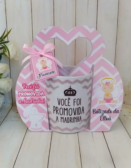 Convite Padrinhos Batismo Caneca com Suporte Personalizado