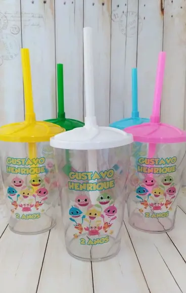 Copo Twister com Canudo Baby Shark