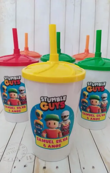 Copo Twister com Canudo Stumble Guys