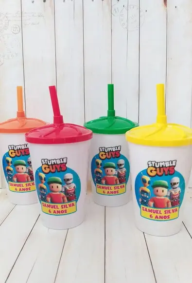 Copo Twister com Canudo Stumble Guys