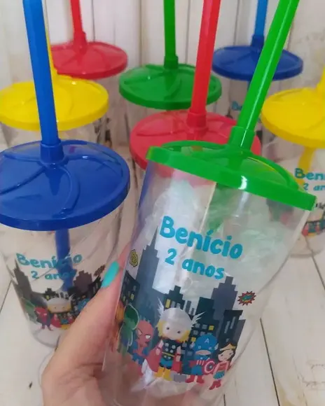 Copo Twister com Canudo Vingadores Baby