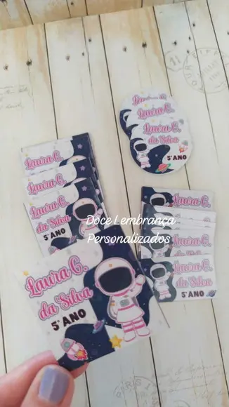 Etiqueta Escolar Personalizada Astronauta Menina
