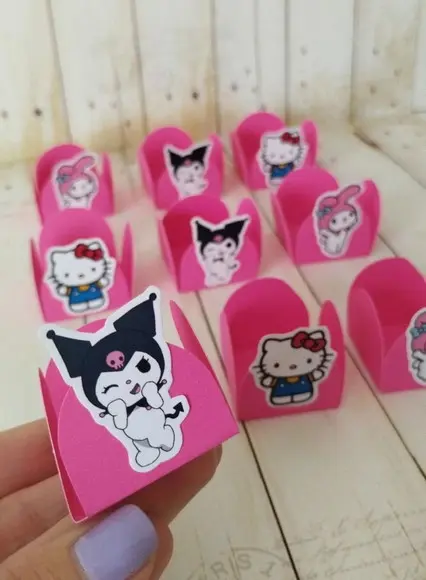 Forminhas Personalizadas para Docinhos Hello Kitt aniversário