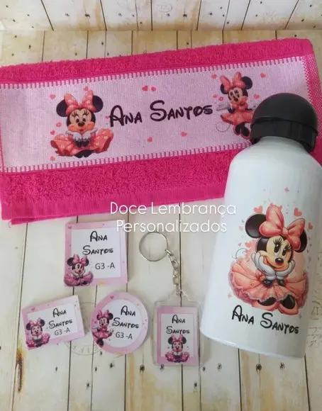 Kit Escolar Etiqueta, Toalhinha, Garrafa, Chaveiro Minnie Ro