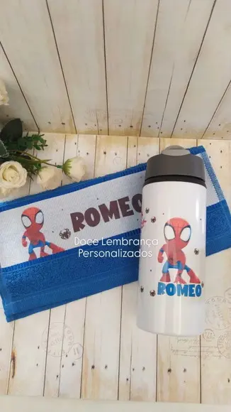 Kit Escolar Toalhinha Garrafa Homem Aranha com Nome