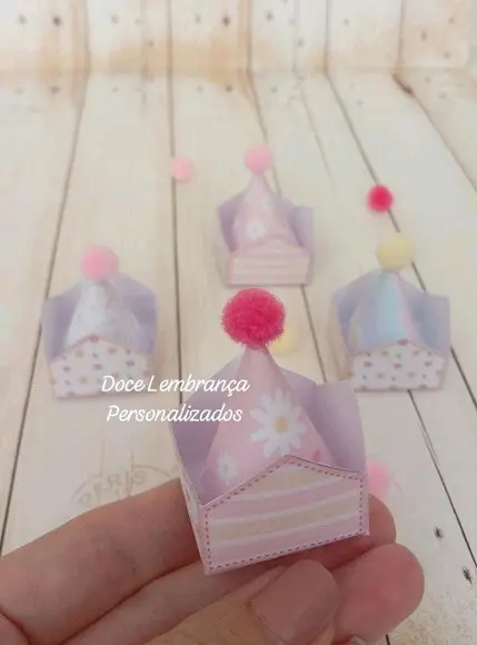 Kit Mini Chapéu com Forminha para Doces Festa Afetiva aniversário