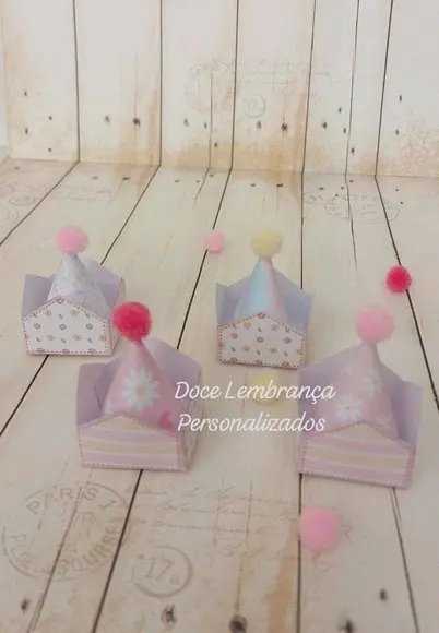 Kit Mini Chapéu com Forminha para Doces Festa Afetiva aniversár