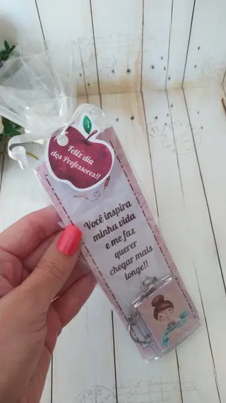 Marca Página com Chaveiro Dia dos Professores