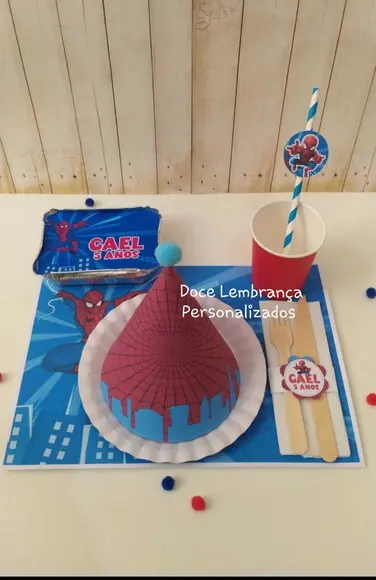 Mesa Posta Kids Festa na Escola Homem Aranha