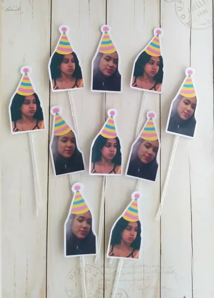 Topper para Docinhos com Foto e Chapeuzinho 15 Anos