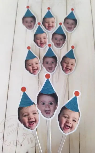 Topper para Docinhos com Foto e Chapeuzinho Bebê