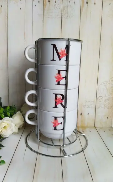 Torre Xícaras com Nome Personalizado