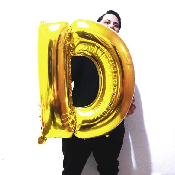 Balão GIGANTE Metalizado Dourado Letra D - PROMOÇÃO