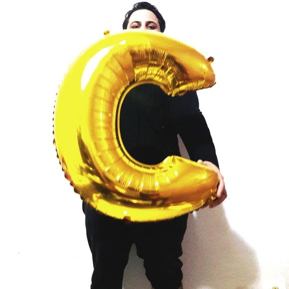Balão GIGANTE Metalizado Dourado Letra C PROMOÇÃO