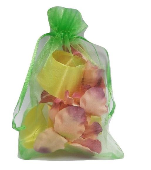 SAQUINHO DE ORGANZA VERDE 14X9 CM - 50 unidades