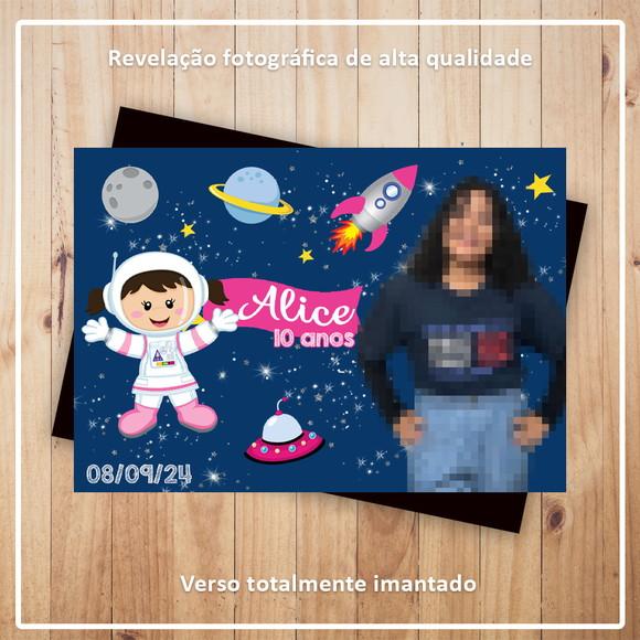 Imã de Geladeira Astronauta Menina