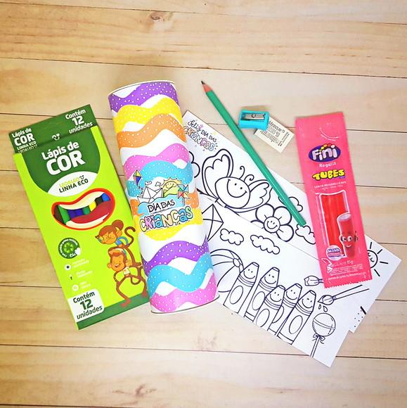 Super Kit Escolar e para Pintar na Tubolata Dia das Crianças