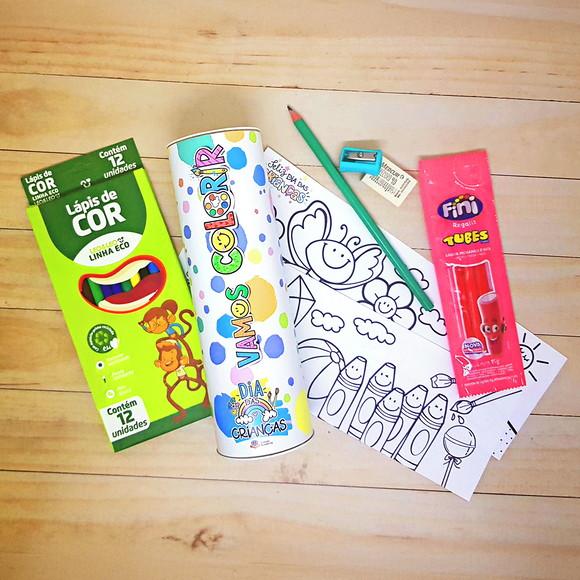 Super Kit Escolar e para Pintar na Tubolata Dia das Crianças