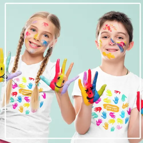 Camisa Formatura - Mãos Coloridas com Nomes