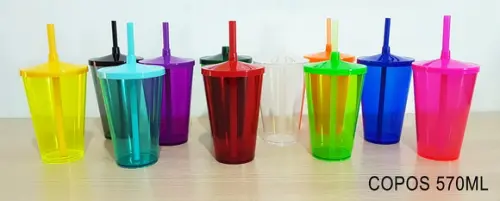 Copo com Canudo a Bela e a Fera