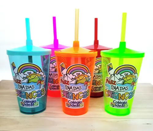 Copo com Canudo Dia das Crianças 570ml