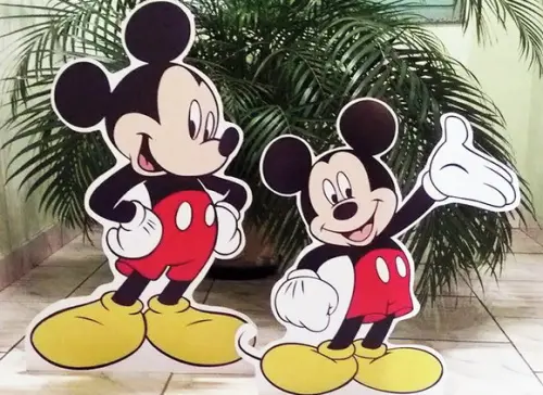 Display de Chão Mickey 1 Metro