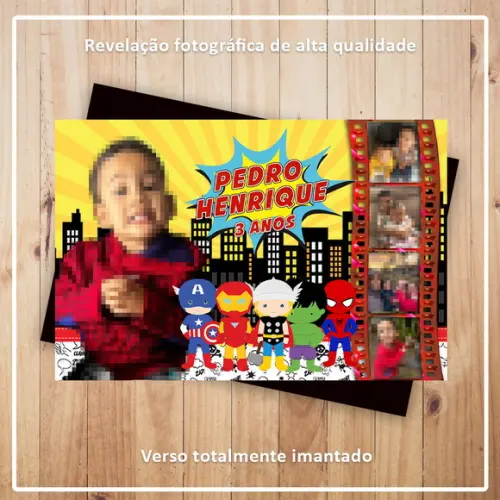 Imã de Geladeira 9x6cm Vingadores com Fotos