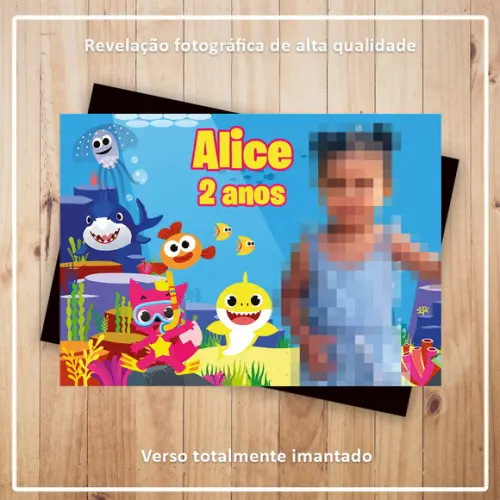 Imã de Geladeira Baby Shark Menina