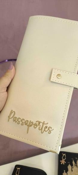 Porta Passaporte Personalizado (para 6 Passaportes)