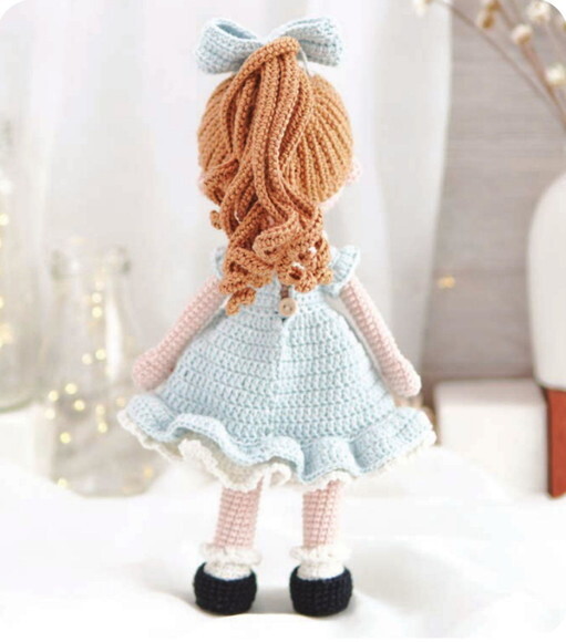 Boneca Nina em Amigurumi/crochê