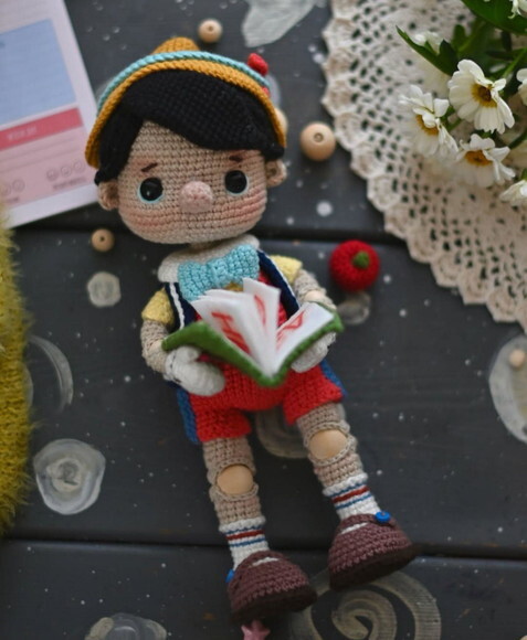 Boneco Pinóquio em Amigurumi/croche