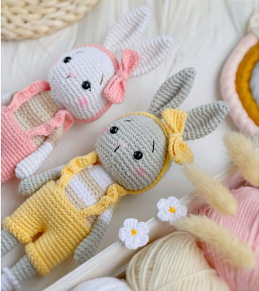 Coelha Zoe Amigurumi Nicho Quarto de Bebê