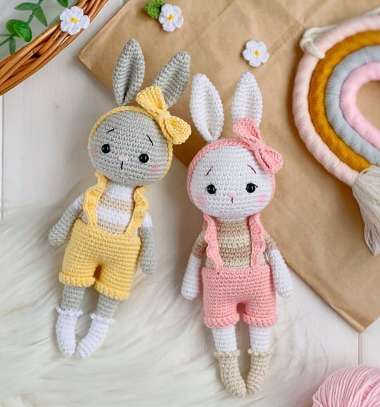 Coelha Zoe Amigurumi Nicho Quarto de Bebê