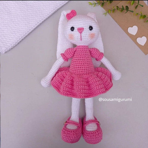 Coelha Amigurumi Nicho Quarto de Bebê